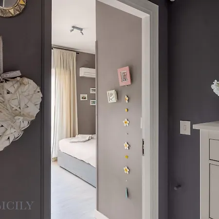 Stesicoro Garden House By Domusicily Apartamento *