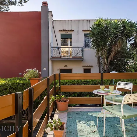Stesicoro Garden House By Domusicily Palermo